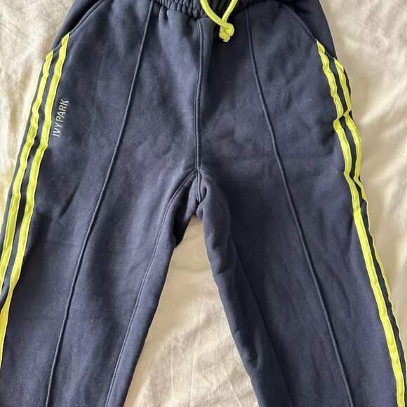 IVY PARK x adidas x Peloton Sweatpants (ALL GENDER) - Picture 4 of 5